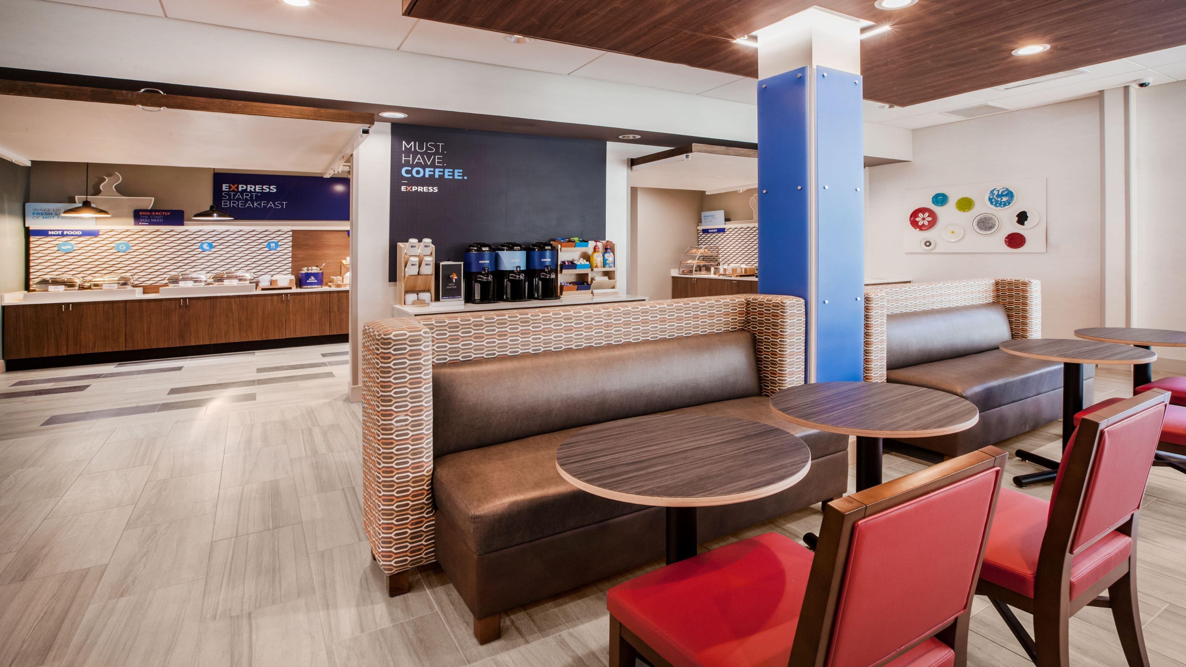 Holiday Inn Express & Suites - Enterprise By Ihg Екстериор снимка