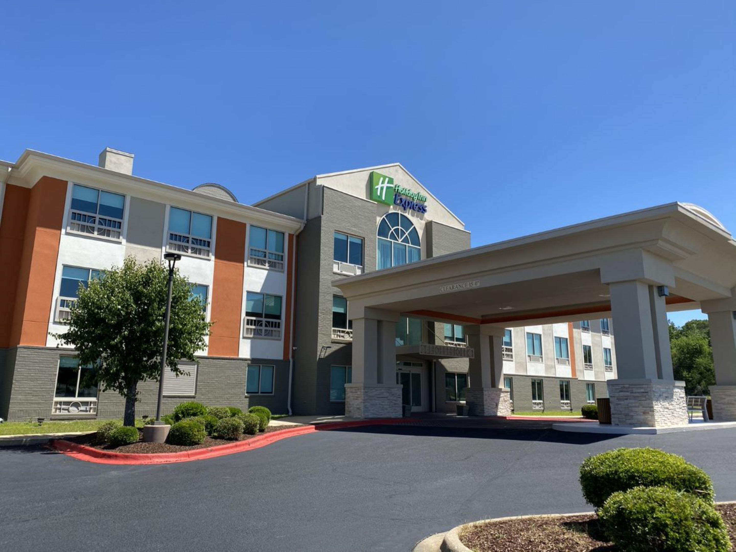 Holiday Inn Express & Suites - Enterprise By Ihg Екстериор снимка